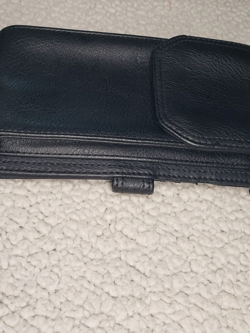 TIME & TRU Black Crossbody Phone Wallet with Strap | Small